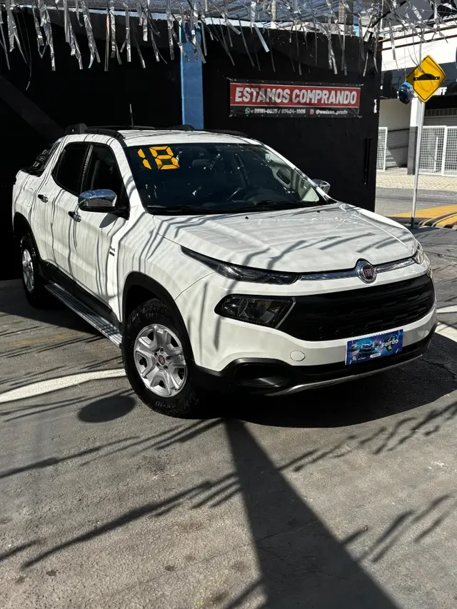 Carro Fiat Toro 2018 Freedom 2.0 diesel MT6 4x4