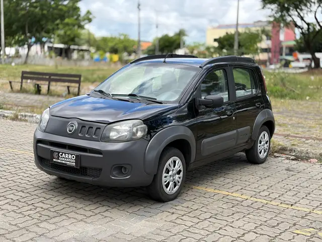 Carro Fiat Uno 2012 Attractive 1.4 8V (Flex) 4p