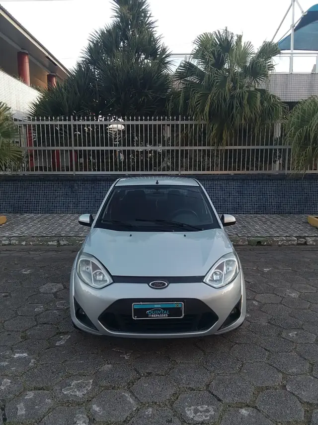 Carro Ford Fiesta Sedan 2013 SE 1.6 Rocam (Flex)