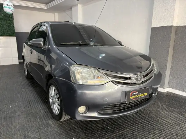 Carro Toyota Etios Sedan 2016 XLS 1.5 (Flex)