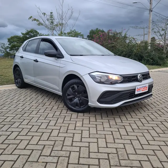 Carro Volkswagen Polo 2024 Track 1.0 Flex 12V 5p