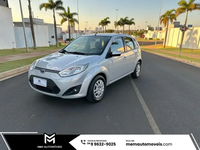 Carro Ford Fiesta Hatch 2014 SE 1.0 RoCam (Flex)