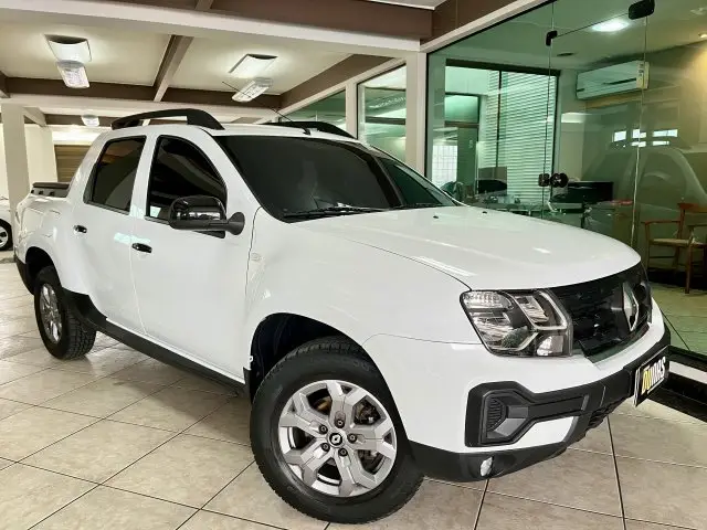 Carro Renault Oroch 2023 Intense 1.6 (Flex)