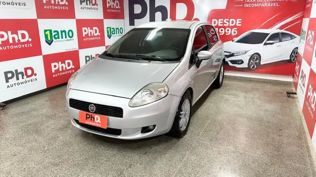 Carro Fiat Punto 2011 Essence 1.6 16V Dualogic (Flex)
