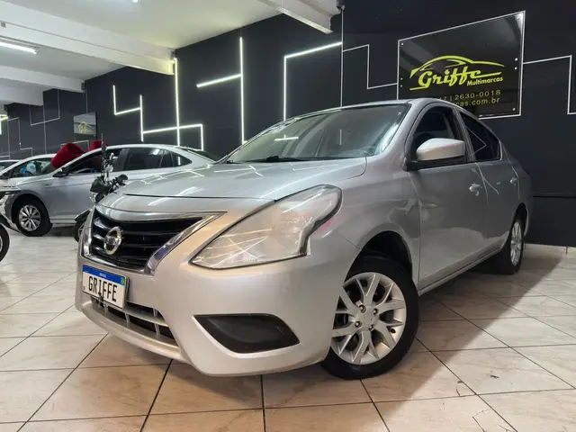 Carro Nissan Versa 2016 1.0 12V S (Flex)