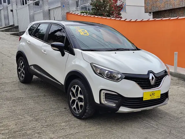 Carro Renault Captur 2018 Intense 1.6 16v SCe CVT (Flex)
