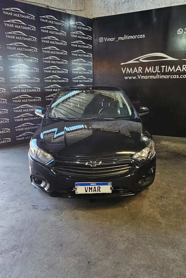 Carro Chevrolet Joy 2020 Hatch 1.0 8V Black Edition (Flex)
