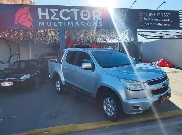 Carro Chevrolet S10 Cabine Dupla 2014 S10 2.4 LT 4x2 (Cab Dupla) (Flex)