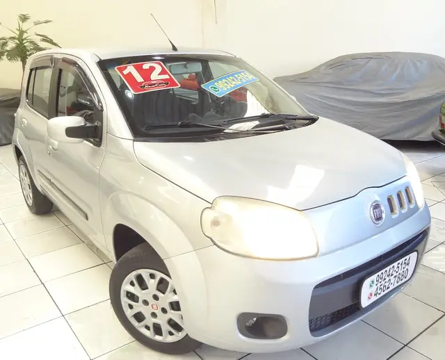 Carro Fiat Uno 2012 ECONOMY Celeb. 1.4 EVO F. Flex 8V 4p