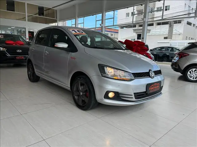 Carro Volkswagen Fox 2016 1.6 MSI Rock in Rio (Flex)
