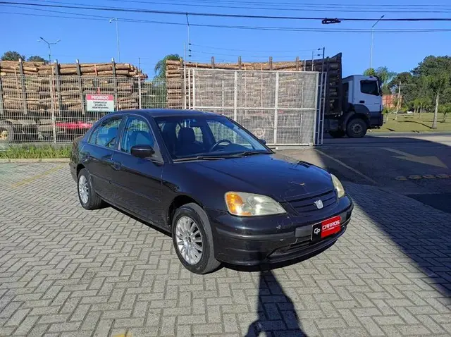 Carro Honda Civic 2003 Sedan EX 1.7 16V