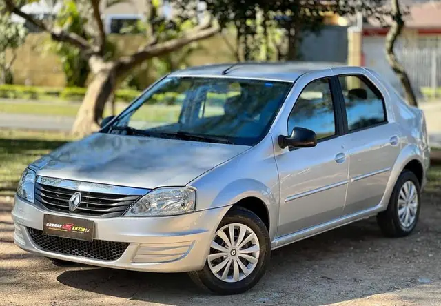 Carro Renault Logan 2013 Expression 1.0 16V (flex)