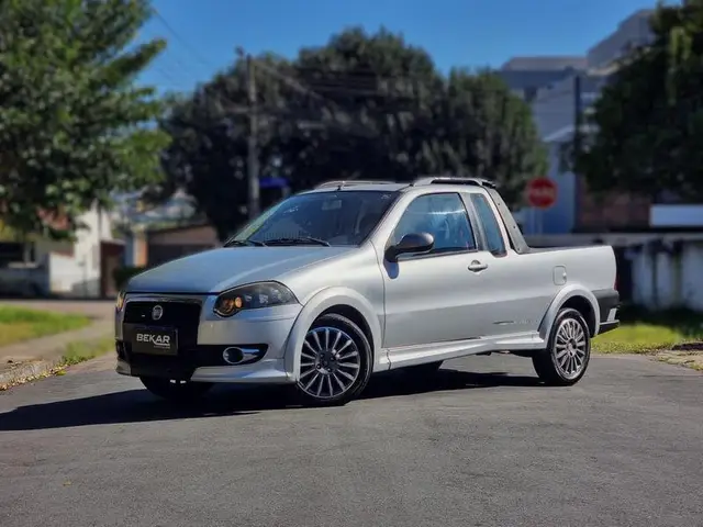 Carro Fiat Strada 2012 Sporting 1.8 16V (Flex)