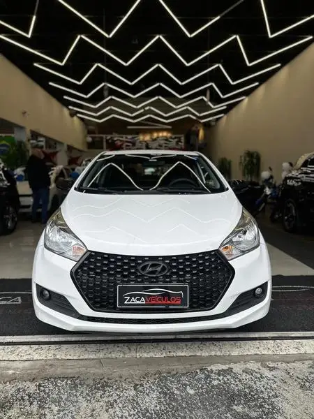 Carro Hyundai HB20S 2017 1.6 Comfort Plus (Aut) (Flex)