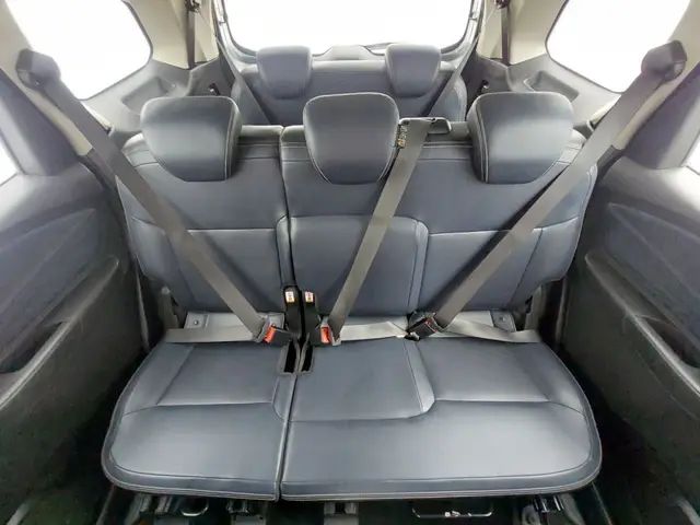 Carro Chevrolet Spin 2022 Premier 1.8 (Aut) (Flex)