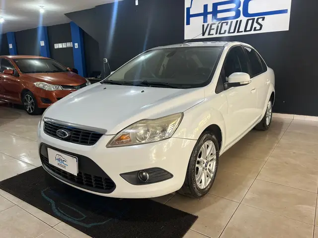 Carro Ford Focus Sedan 2013 GLX 2.0 16V (Flex)