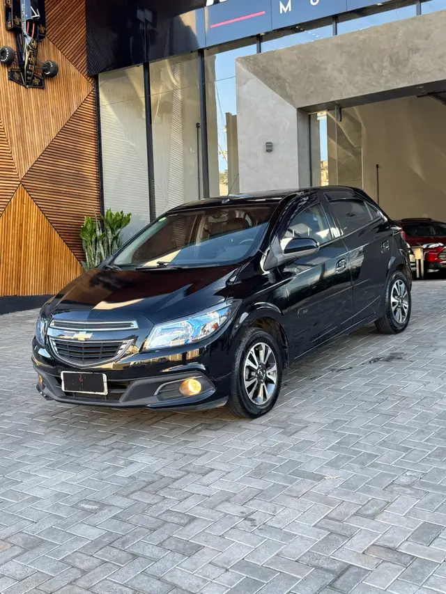 Carro Chevrolet Onix 2016 1.4 LTZ SPE/4 (Aut)