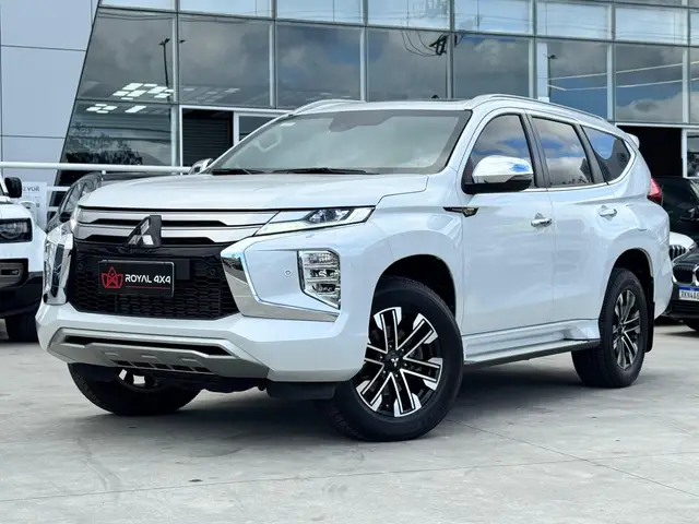 Carro Mitsubishi Pajero Sport 2024 HPE-S 2.4