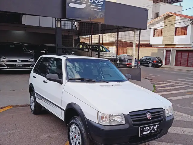 Carro Fiat Uno Mille 2012 Fire Economy 1.0 (Flex) 4p