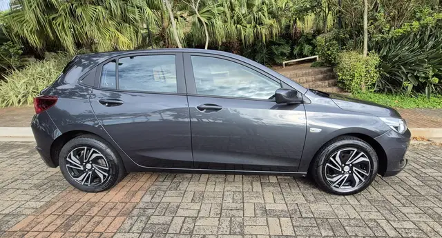 Carro Chevrolet Onix 2024 LT 1.0
