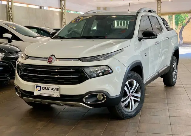 Carro Fiat Toro 2018 Volcano 2.0 diesel AT9 4x4