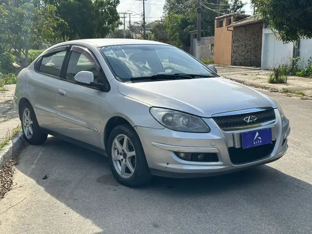 Carro CAOA Chery Cielo Sedan 2011 1.6 16V
