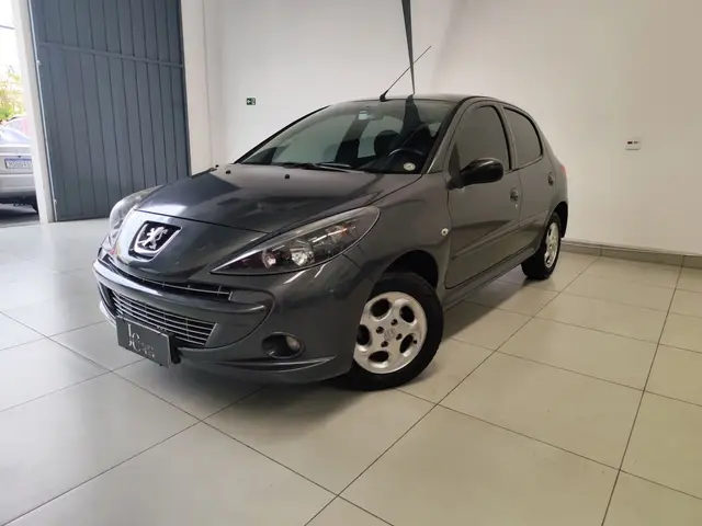Carro Peugeot 207 2012 Hatch XR 1.4 8V (flex) 4p