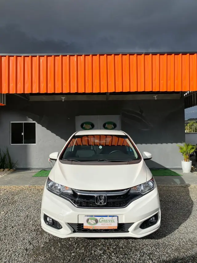 Carro Honda Fit 2017 1.5 16v LX CVT (Flex)