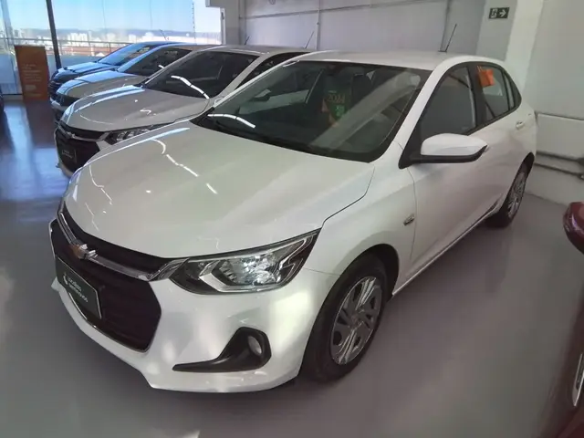 Carro Chevrolet Onix Plus 2024 LT 1.0