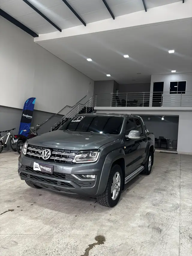 Carro Volkswagen Amarok 2017 2.0 CD 4x4 TDi Highline (Aut)