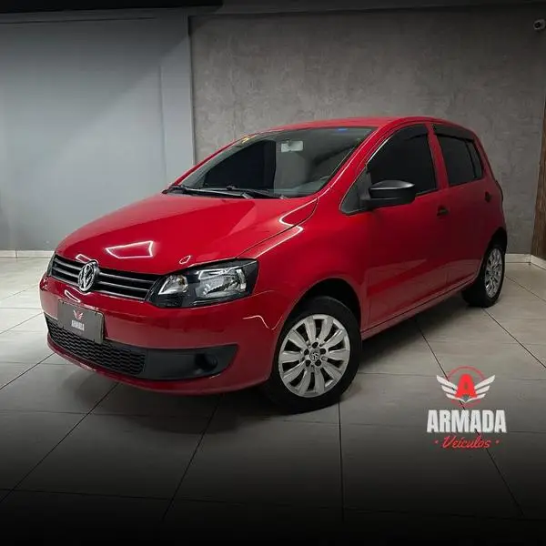 Carro Volkswagen Fox 2014 1.0 TEC (Flex) 4p