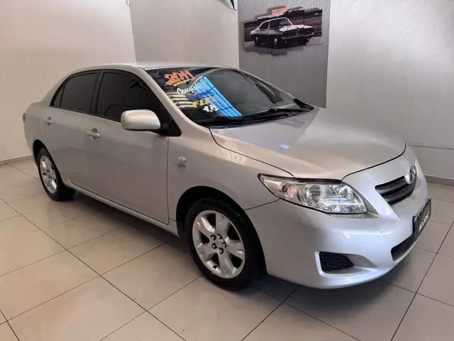 Carro Toyota Corolla 2011 Sedan GLi 1.8 16V (flex)