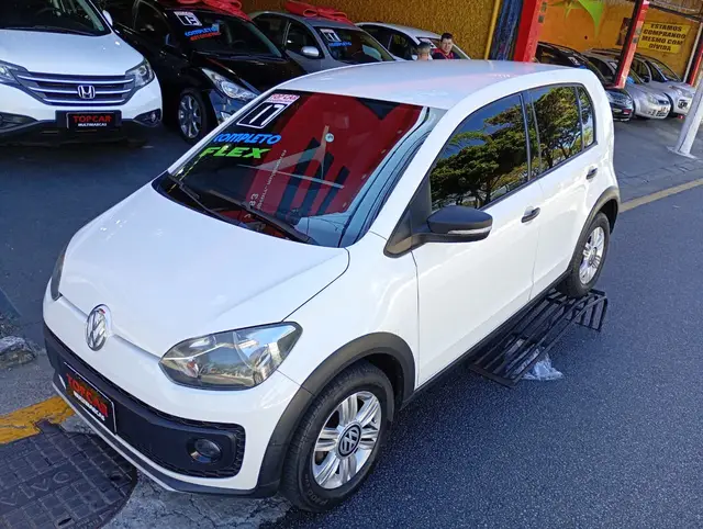 Carro Volkswagen Up! 2017 1.0 12v E-Flex Track