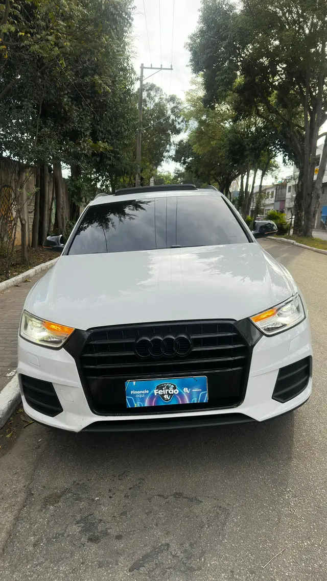 Carro Audi Q3 2016 1.4 TFSI Ambiente S Tronic