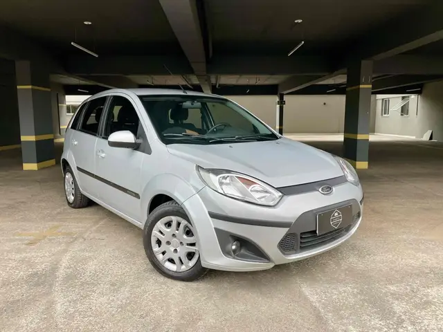 Carro Ford Fiesta Sedan 2013 SE 1.6 Rocam (Flex)