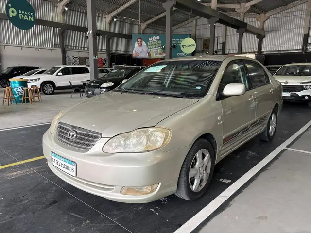 Carro Toyota Corolla 2005 Sedan XEi 1.8 16V (nova série) (aut)