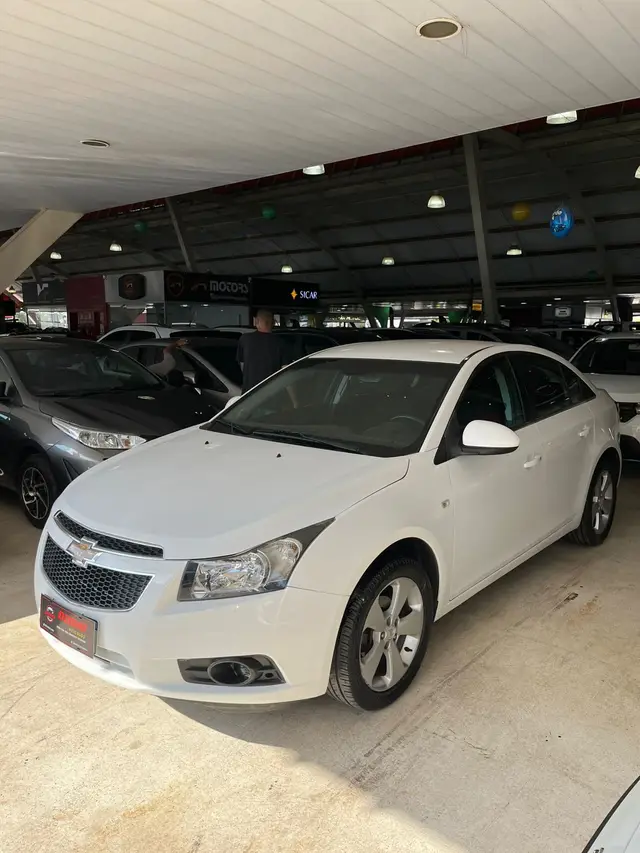 Carro Chevrolet Cruze 2014 LT 1.8 16V Ecotec (Flex)