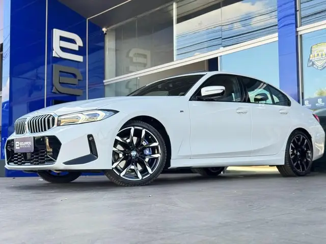 Carro BMW 320i 2025 M Sport 2.0 Turbo (Aut.)
