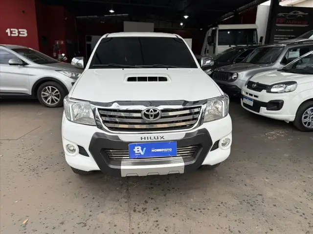 Carro Toyota Hilux Cabine Dupla 2013 Hilux 3.0 TDI 4x4 CD SRV (Aut)