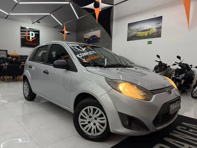 Carro Ford Fiesta Hatch 2011 1.0 (Flex)