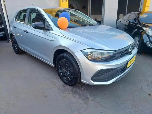Carro Volkswagen Polo 2024 Track 1.0 Flex 12V 5p