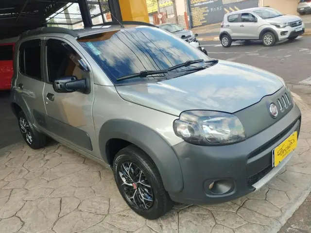 Carro Fiat Uno 2011 Way 1.4 8V (Flex) 4p