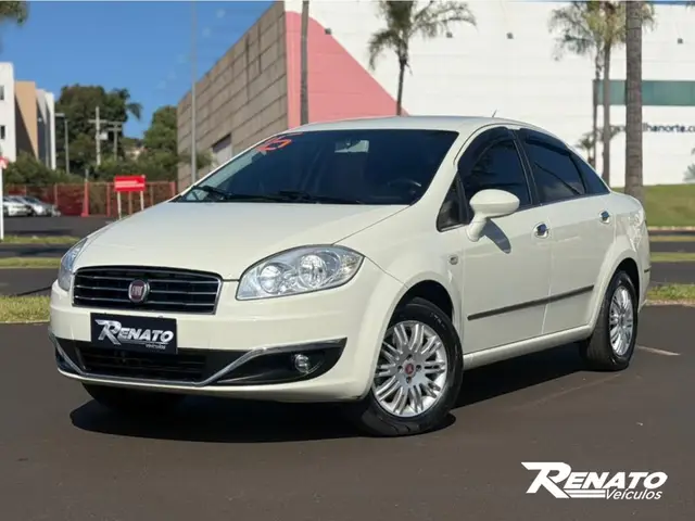 Carro Fiat Linea 2016 Essence 1.8 16V Dualogic (Flex)
