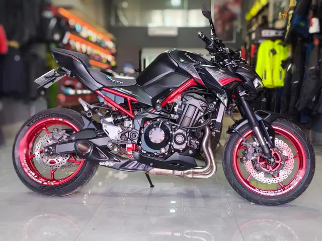 Moto Kawasaki Z 900 2021 Z 900
