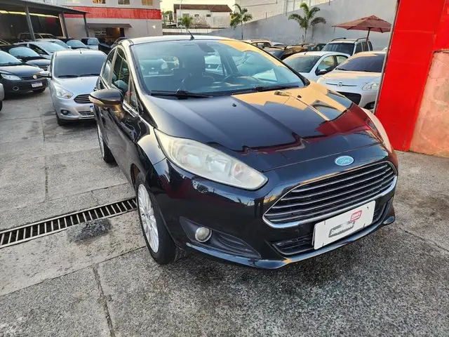 Carro Ford Fiesta Hatch 2014 Titanium Powershift 1.6 (Flex)
