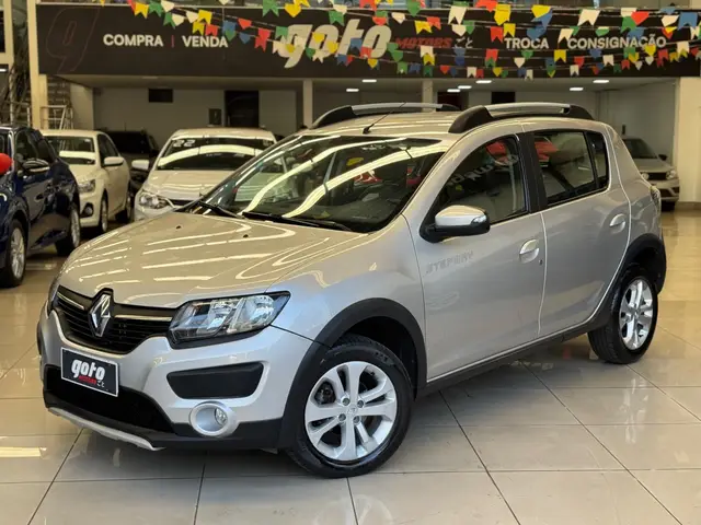Carro Renault Sandero Stepway 2016 1.6 8V (Flex)
