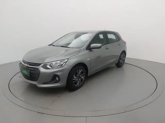 Carro Chevrolet Onix Plus 2024 LT 1.0
