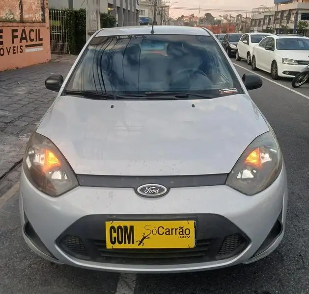 Carro Ford Fiesta Hatch 2012 1.0 (Flex)