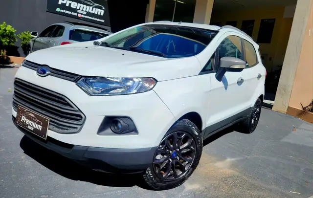 Carro Ford EcoSport 2015 Ecosport Freestyle 1.6 16V (Flex)