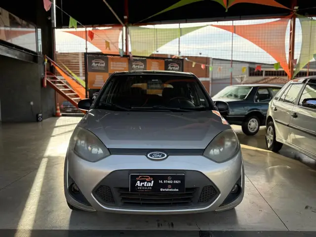 Carro Ford Fiesta Hatch 2011 1.6 (Flex)